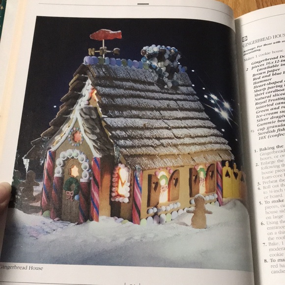 Vintage The Family Circle Christmas Treasury book 1986 hardback - Picture 6 of 16